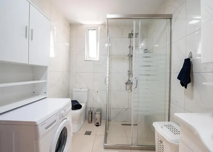 George's Paradise * Afantou